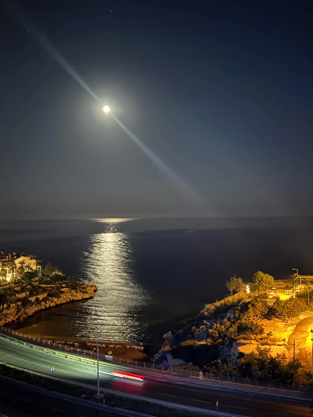Sultan Koyu — gece ay ışığı